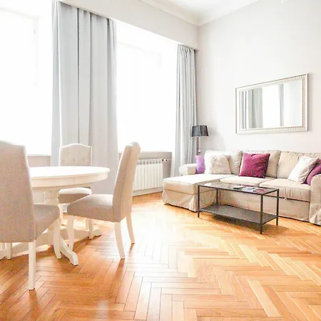 Aaa Premium Old Town Apartment